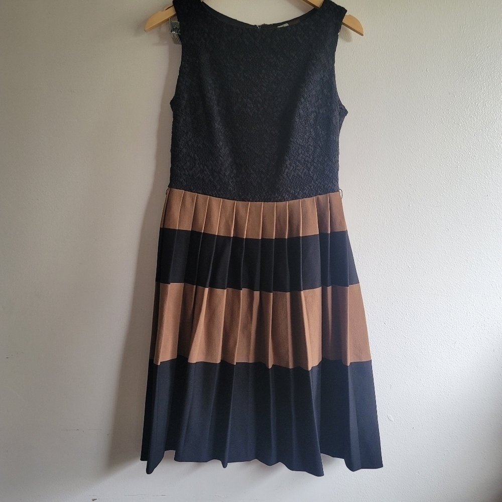 Eva Franco,‎ Fit and Flare Dress, Lace and Scuba Stripe, Black and Brown, Size 6